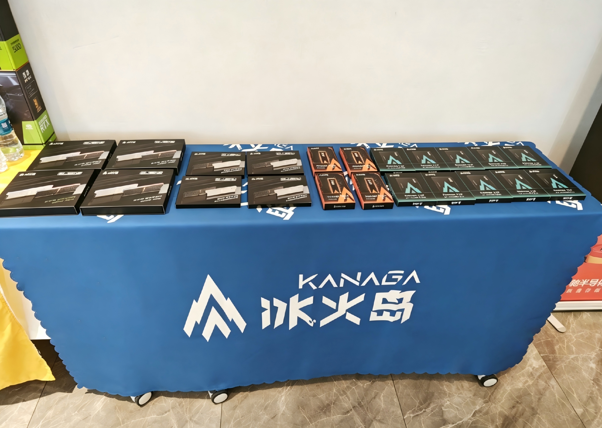 桌布.png 桌布.png